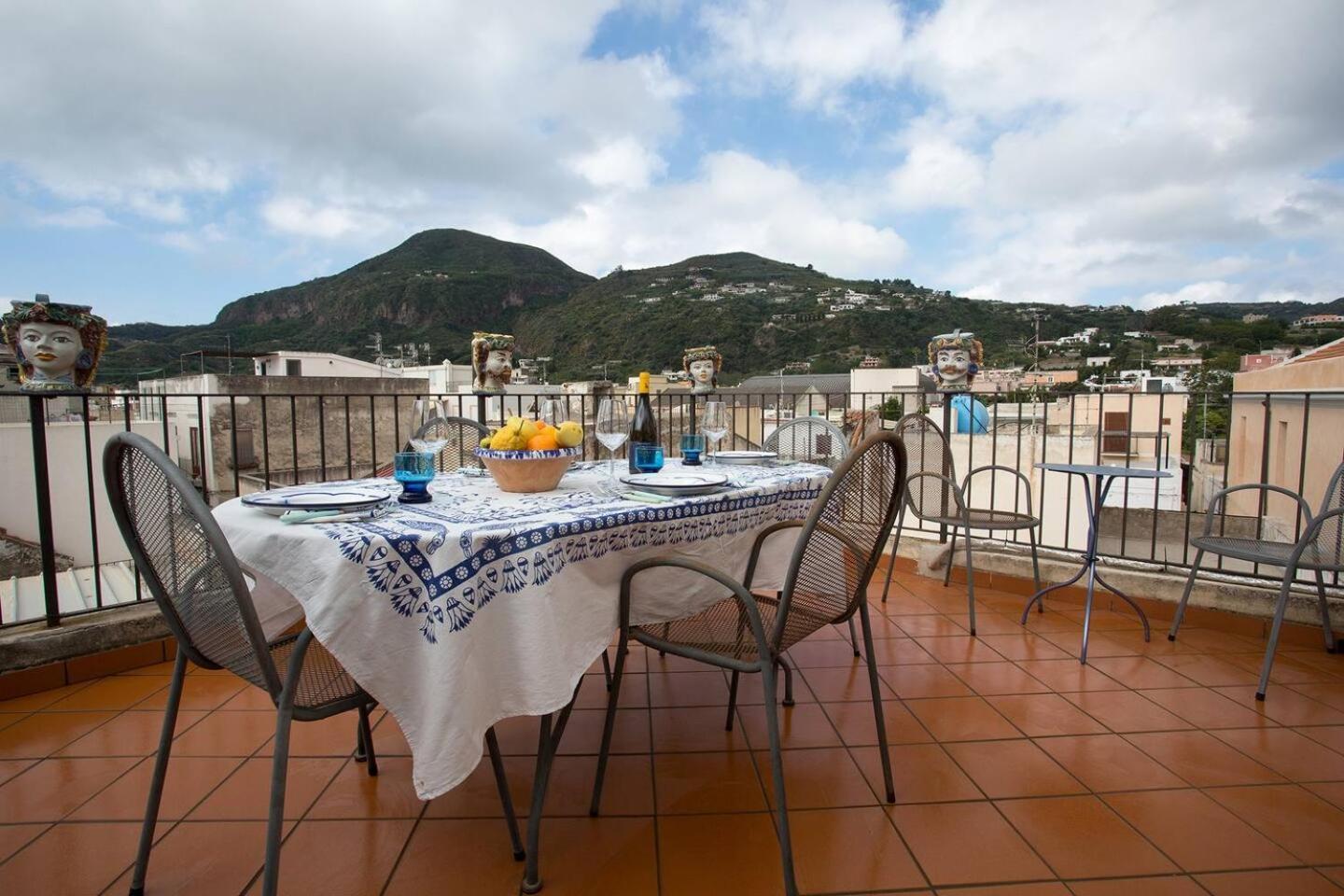 Apartamento Casa Anna Con Terrazzo, Lipari Exterior foto